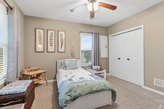 3613 Vanesta Drive, Manhattan, KS 66503