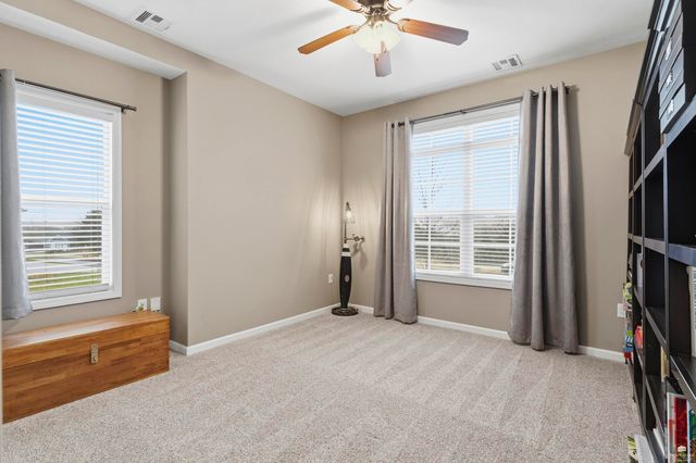 3613 Vanesta Drive, Manhattan, KS 66503