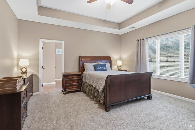 3613 Vanesta Drive, Manhattan, KS 66503