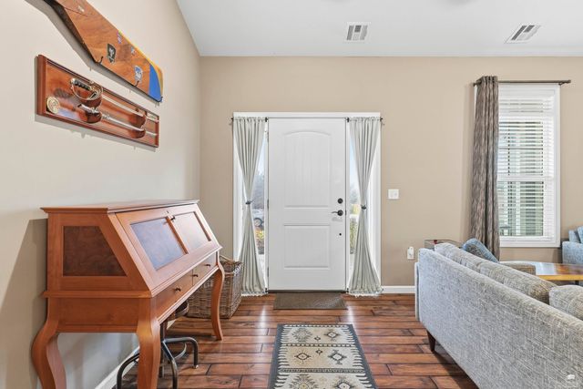 3613 Vanesta Drive, Manhattan, KS 66503