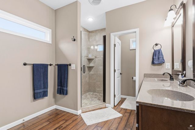 3613 Vanesta Drive, Manhattan, KS 66503