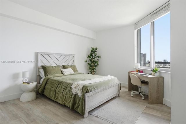 325 S Biscayne Boulevard 4022, Miami, FL 33131