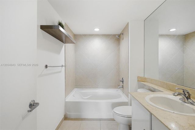 325 S Biscayne Boulevard 4022, Miami, FL 33131