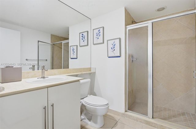 325 S Biscayne Boulevard 4022, Miami, FL 33131