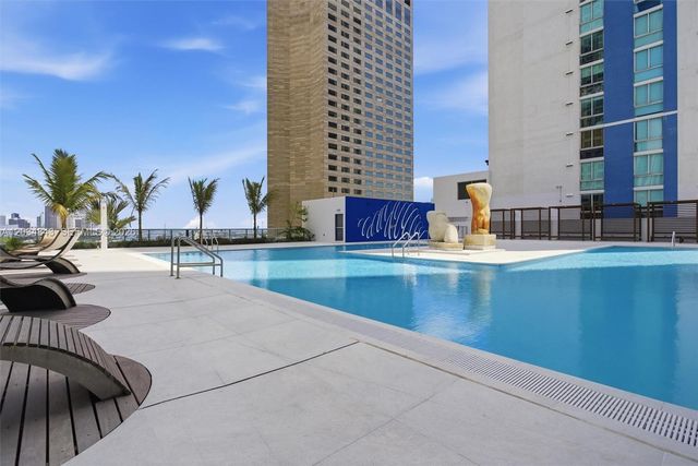 325 S Biscayne Boulevard 4022, Miami, FL 33131