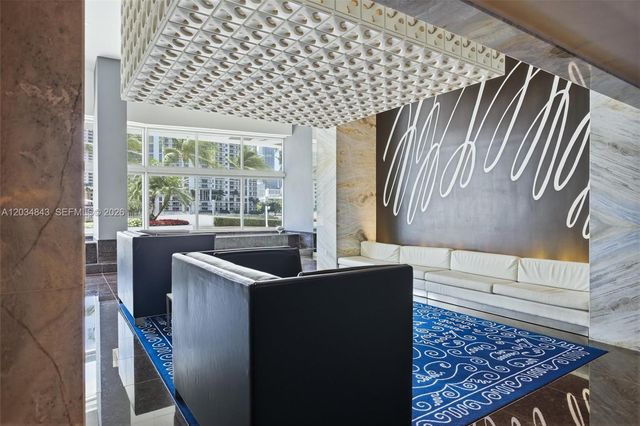 325 S Biscayne Boulevard 4022, Miami, FL 33131