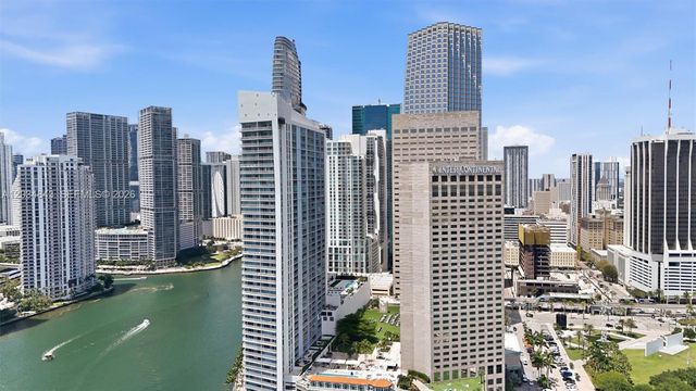 325 S Biscayne Boulevard 4022, Miami, FL 33131