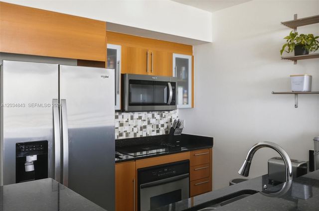 325 S Biscayne Boulevard 4022, Miami, FL 33131