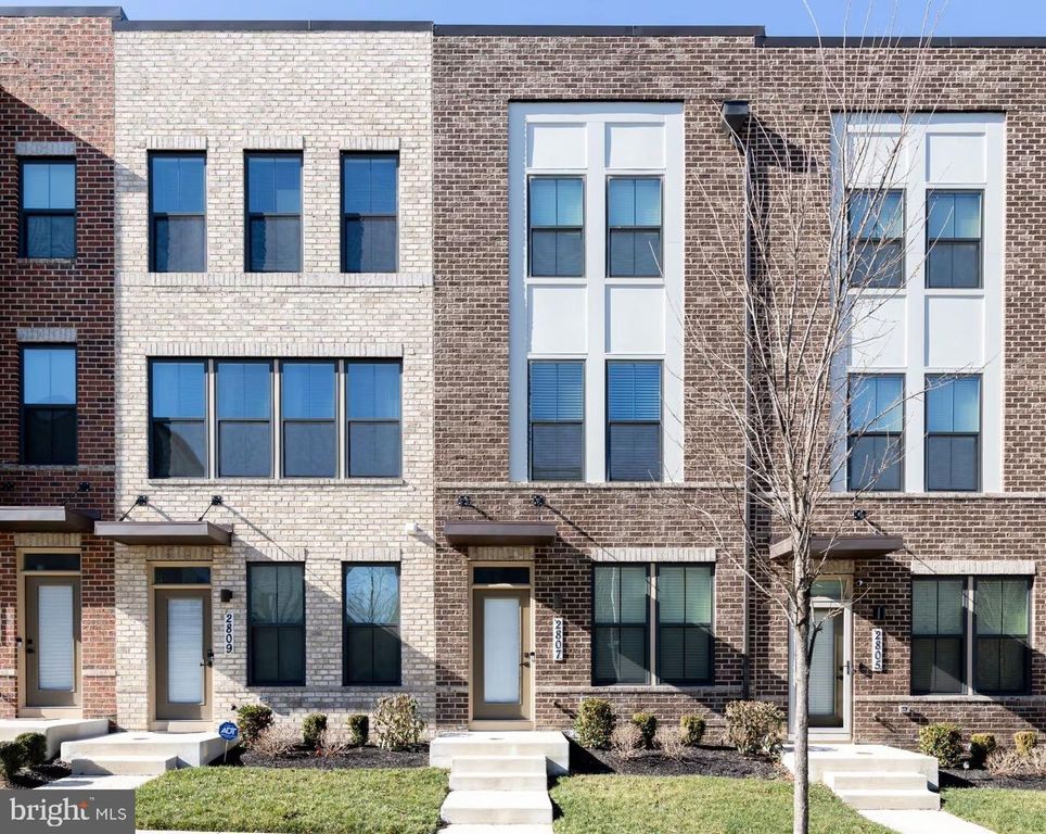 2807 EVANSGREEN DR, Suitland, MD 20746