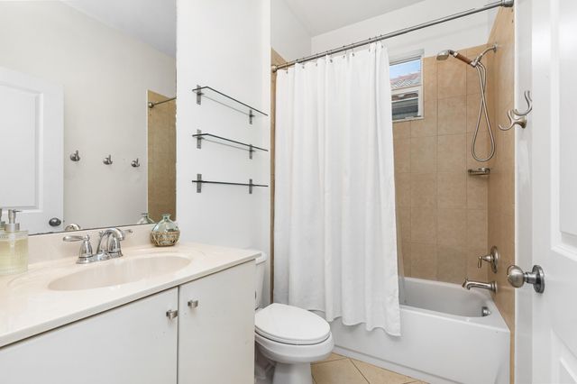 12651 NW 32nd Place, Sunrise, FL 33323