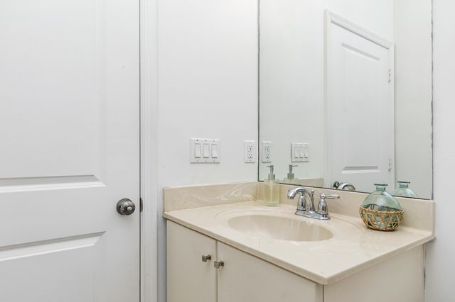 12651 NW 32nd Place, Sunrise, FL 33323