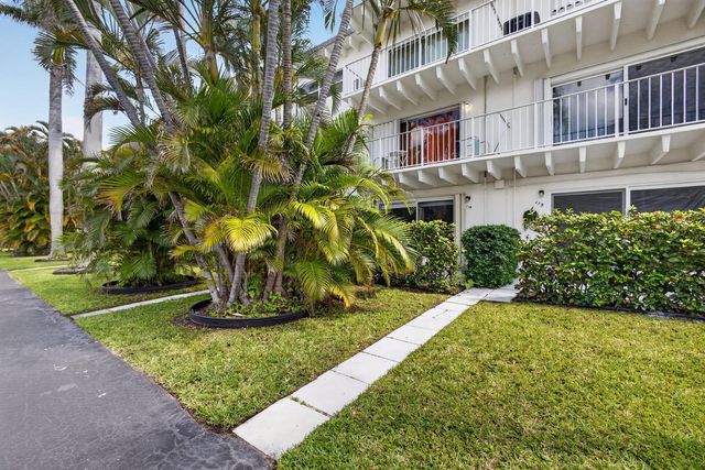 4001 S Ocean Boulevard 114, South Palm Beach, FL 33480