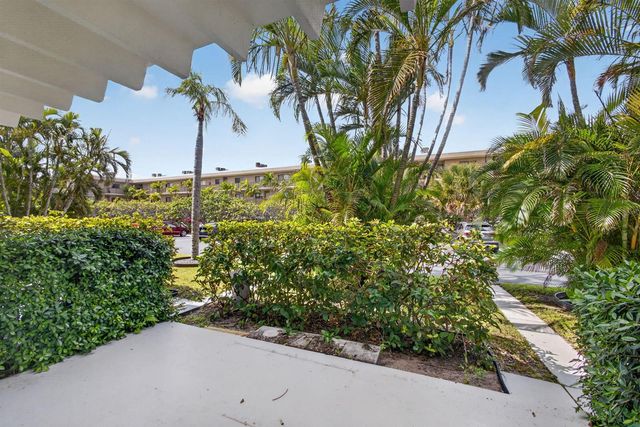 4001 S Ocean Boulevard 114, South Palm Beach, FL 33480