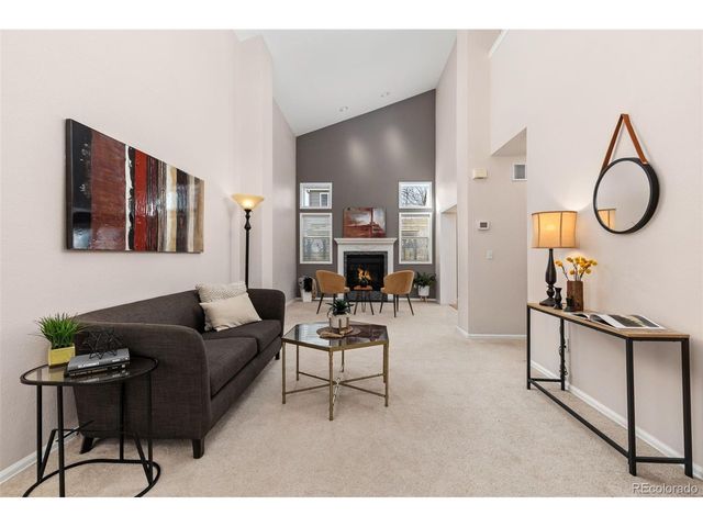 2272 Hyacinth Rd, Highlands Ranch, CO 80129