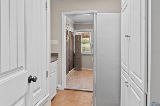 4668 W State Highway 64, Henderson, TX 75652