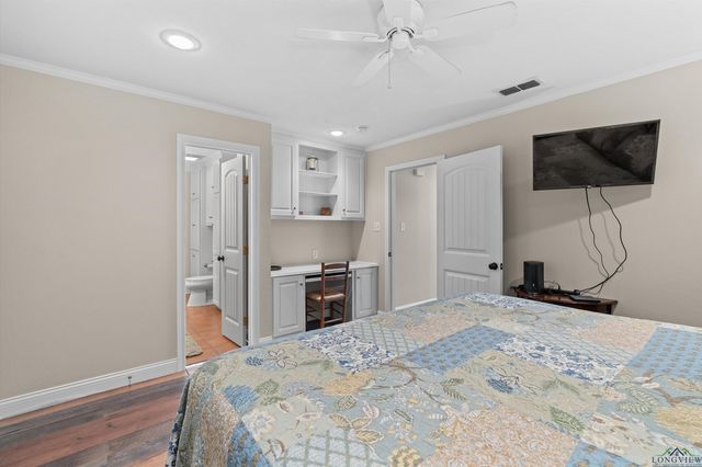 4668 W State Highway 64, Henderson, TX 75652