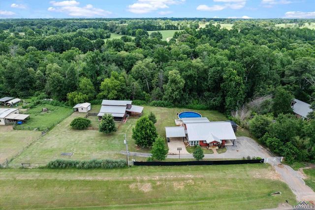 4668 W State Highway 64, Henderson, TX 75652
