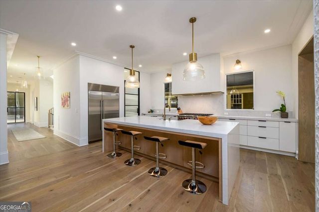 864 Courtenay Drive NE, Atlanta, GA 30306