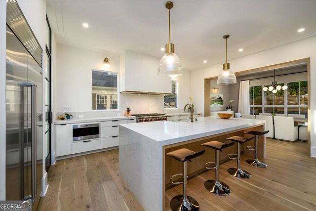 864 Courtenay Drive NE, Atlanta, GA 30306