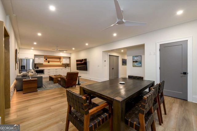 864 Courtenay Drive NE, Atlanta, GA 30306