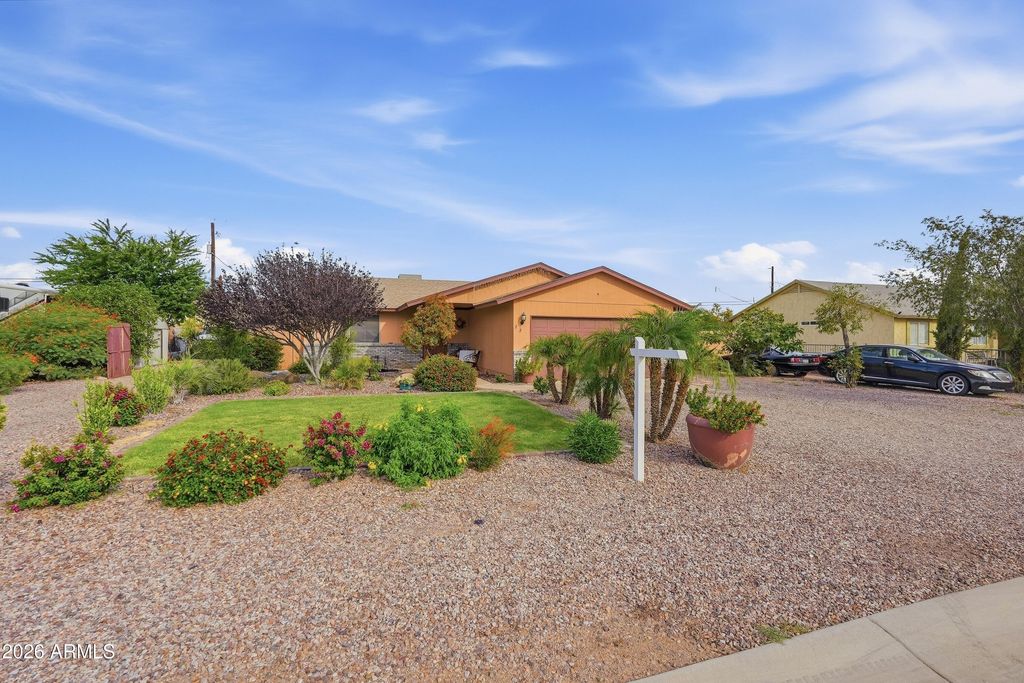 723 S Saguaro Drive, Apache Junction, AZ 85120 — photo 3