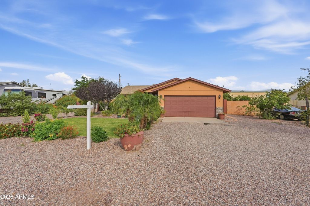723 S Saguaro Drive, Apache Junction, AZ 85120 — photo 4