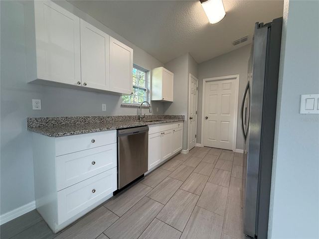 11667 SE 60TH AVENUE, Belleview, FL 34420