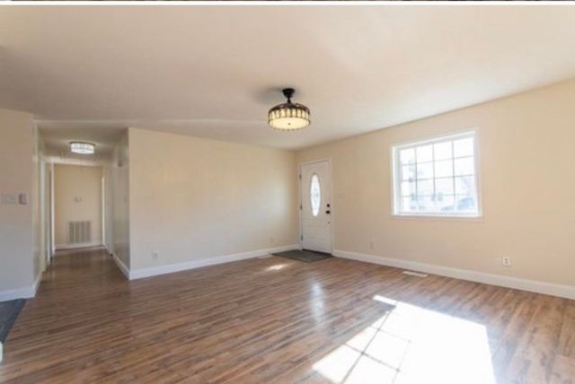 233 BEAVERWOOD DR, Adamsville, TN 38310