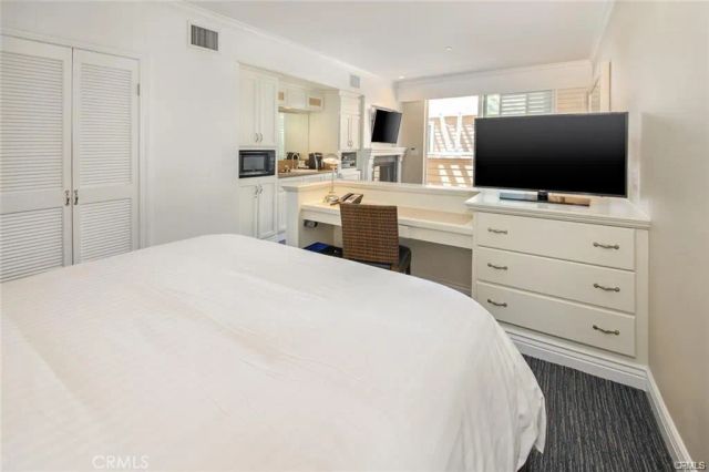 1300 The Strand 333, Hermosa Beach, CA 90254