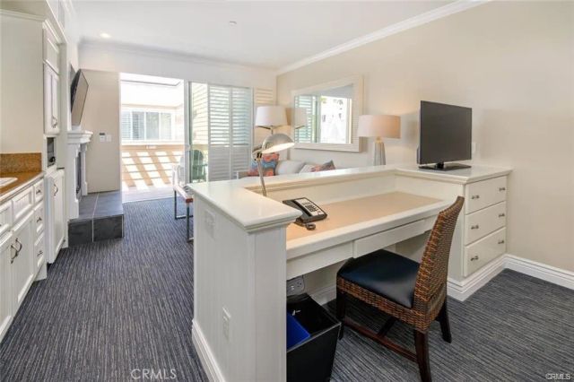 1300 The Strand 333, Hermosa Beach, CA 90254