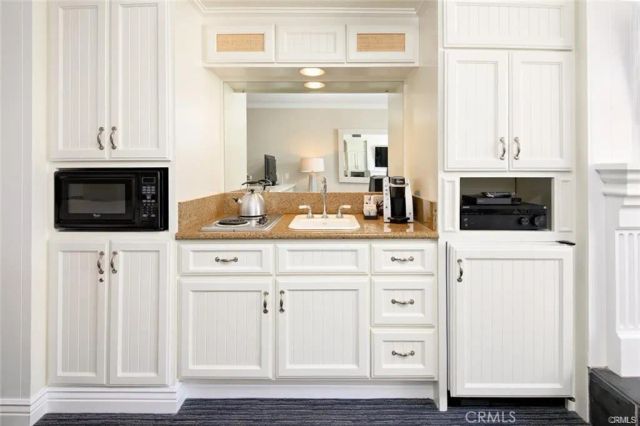 1300 The Strand 333, Hermosa Beach, CA 90254