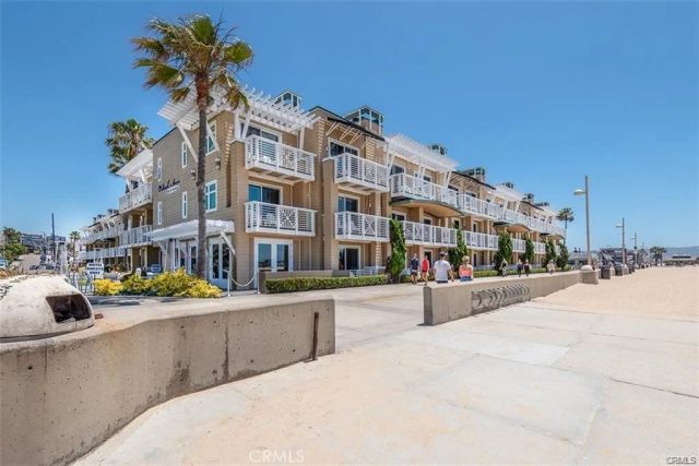 1300 The Strand 333, Hermosa Beach, CA 90254