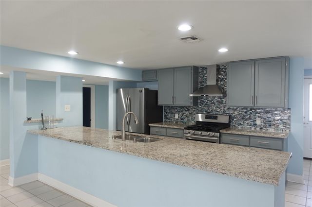 1102 Winnie Street A, Galveston, TX 77550