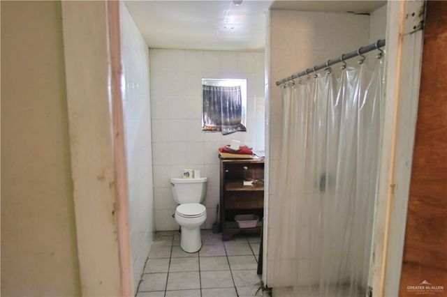 304 W Canal Avenue, Raymondville, TX 78580