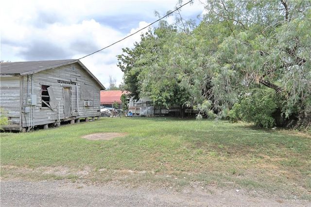 304 W Canal Avenue, Raymondville, TX 78580