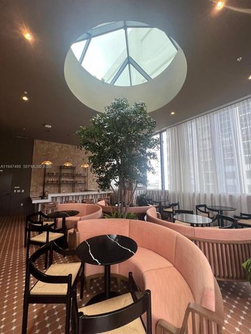 11 NE 6 ST 814, Miami, FL 33132