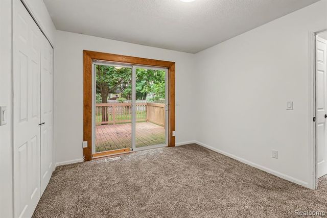 1478 Hendrick Road, Muskegon, MI 49441
