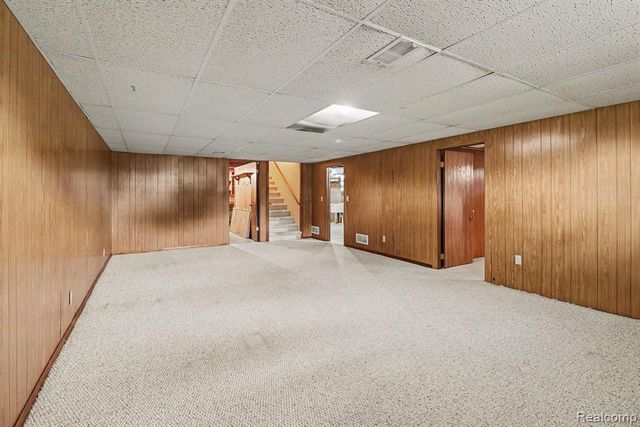 1478 Hendrick Road, Muskegon, MI 49441