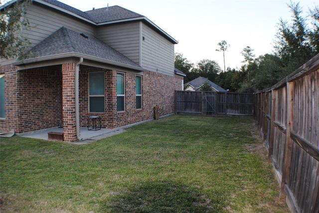 23488 Aiken Woods Drive, New Caney, TX 77357
