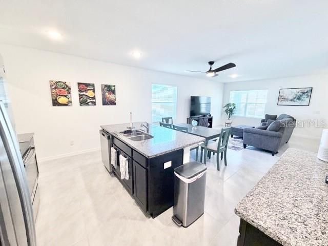 633 BELGROVE STREET, Debary, FL 32713