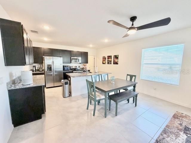 633 BELGROVE STREET, Debary, FL 32713