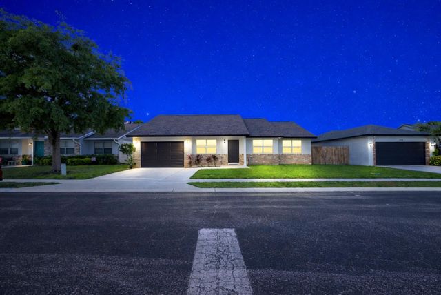 209 Wandering Trail, Jupiter, FL 33458