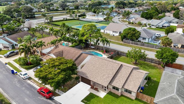 209 Wandering Trail, Jupiter, FL 33458