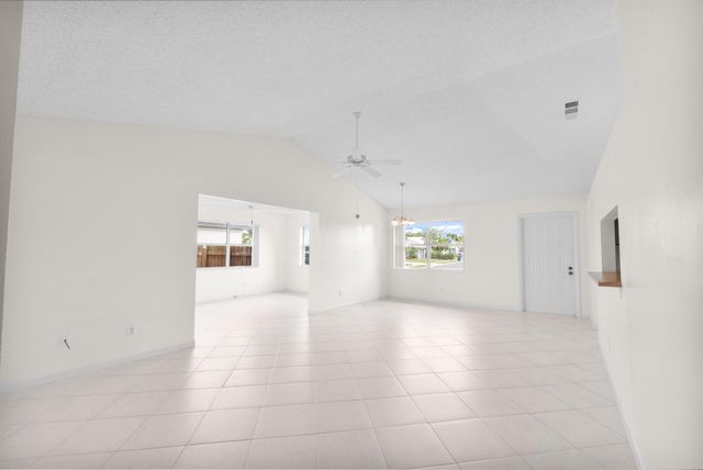 209 Wandering Trail, Jupiter, FL 33458