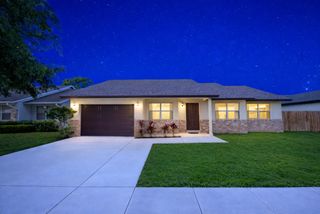 209 Wandering Trail, Jupiter, FL 33458