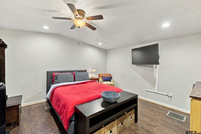 14118 C R 471, Tyler, TX 75706