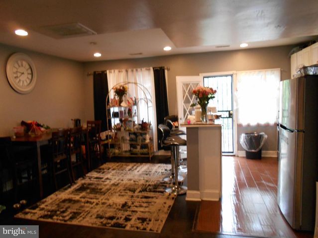 3210 MASSACHUSETTS AVE, Baltimore, MD 21229