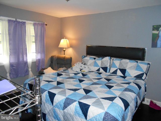 3210 MASSACHUSETTS AVE, Baltimore, MD 21229