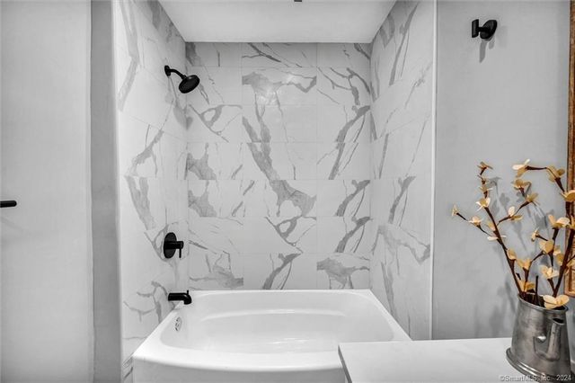 45 Arlington Street, West Haven, CT 06516