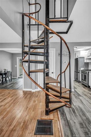 45 Arlington Street, West Haven, CT 06516